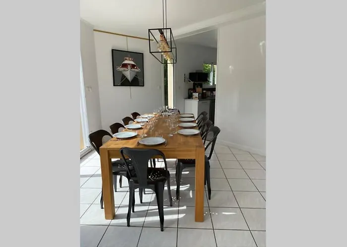 Willa Alba. Piscine Grand Jardin Hauts De Bordeaux